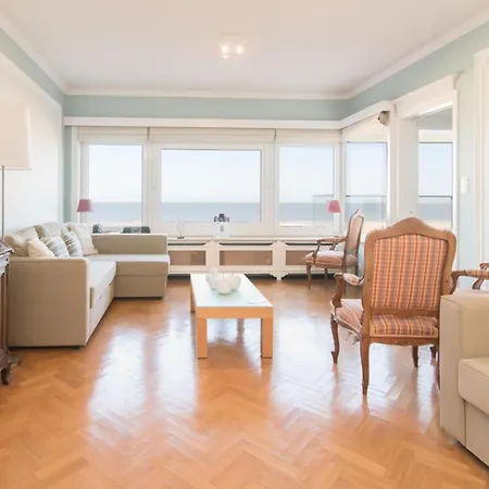 In With Stunning Sea View *