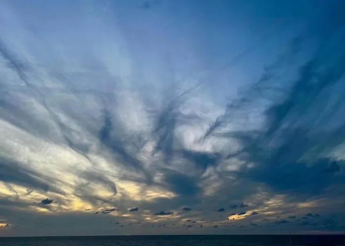 In With Stunning Sea View Apartamento *